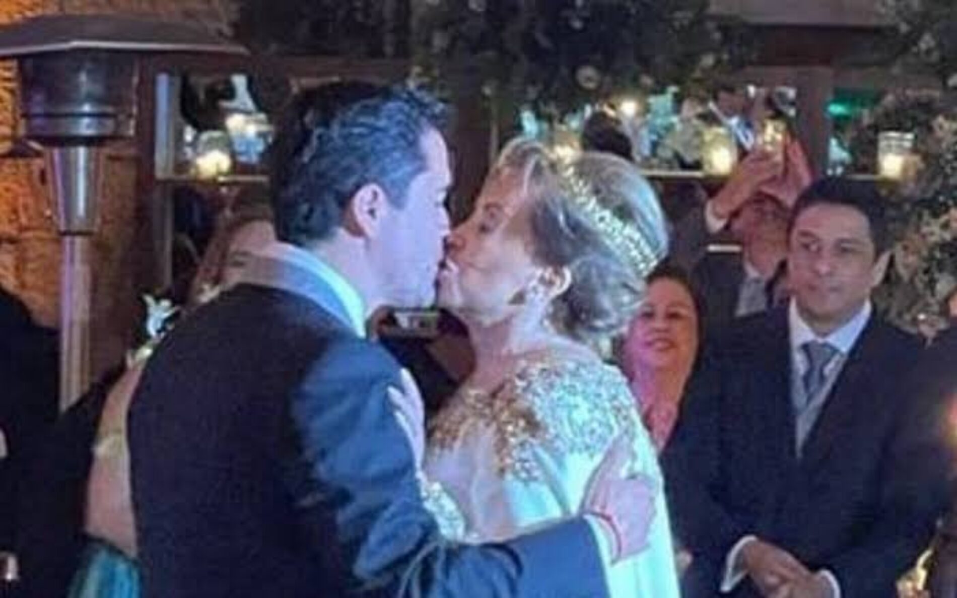 Videos de la boda de Elba Esther Gordillo