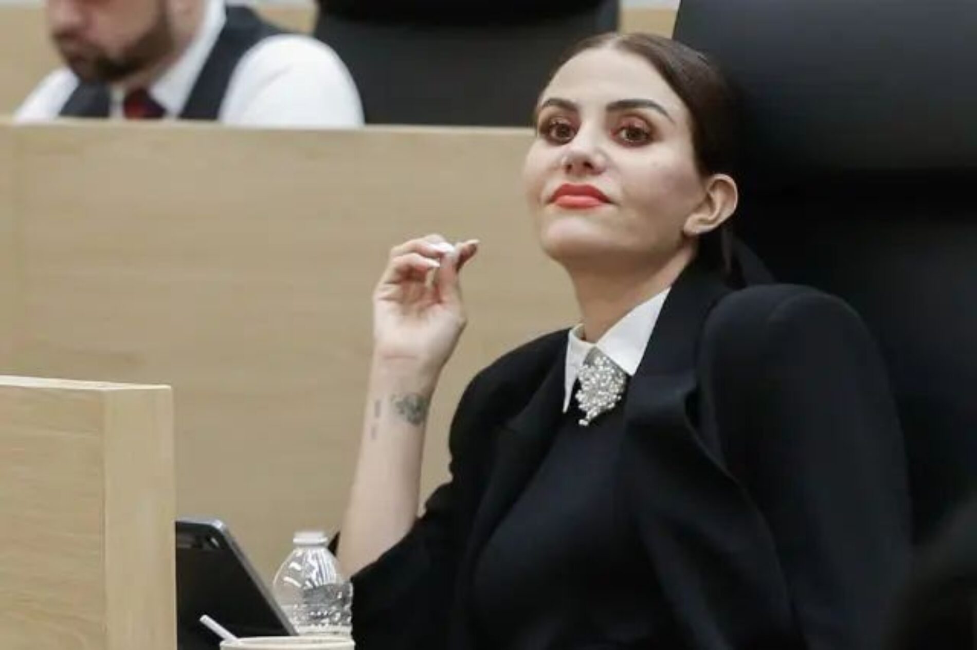 NAY SALVATORI ES LA DIPUTADA QUE MENOS ASISTE A TRABAJAR