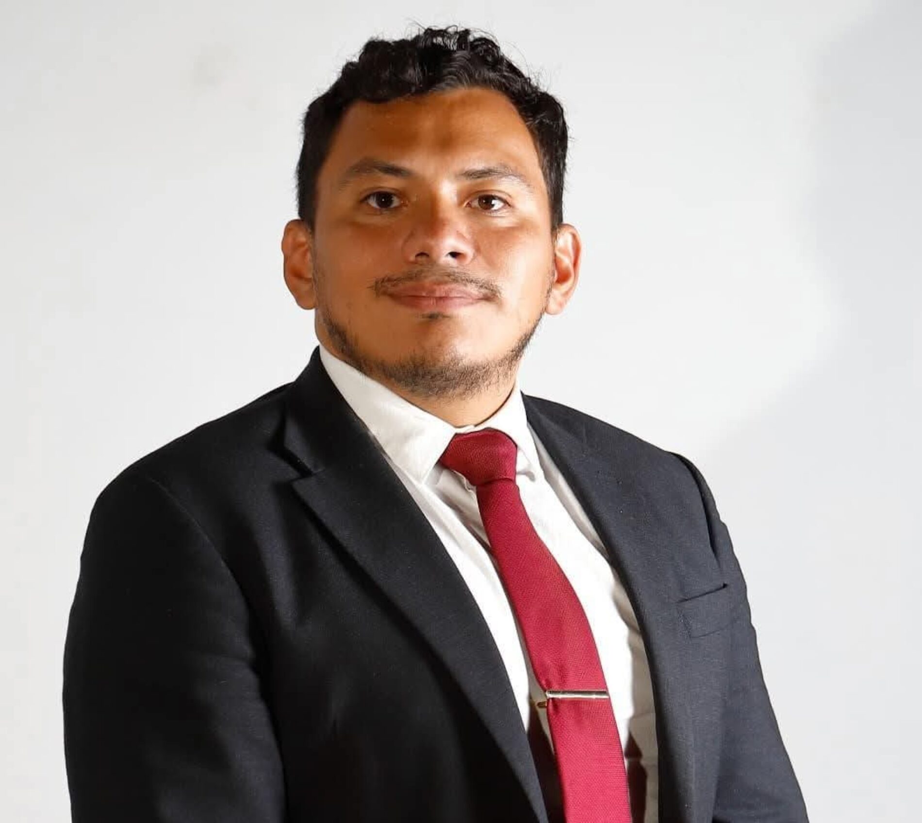 PIDEN QUE TRABAJADOR DE PAOLA ANGÓN DEJE EL AYUNTAMIENTO DE CHOLULA