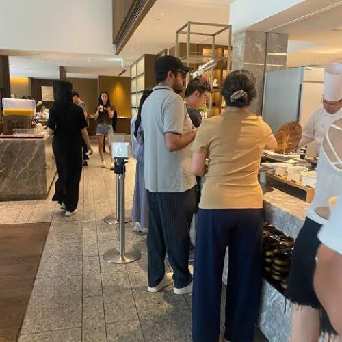 PIDEN AUSTERIDAD Y SE DAN VIDA DE MILLONARIOS. ESO NO LO HACE NI OBAMA