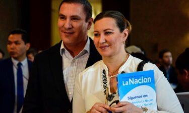 A 7 AÑOS DE LA MU3RT3 DE RAFAEL MORENO VALLE Y MARTHA ERIKA ALONSO